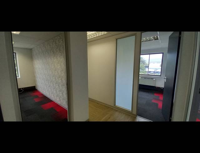 588M² OFFICE TO LET IN WOODMEAD